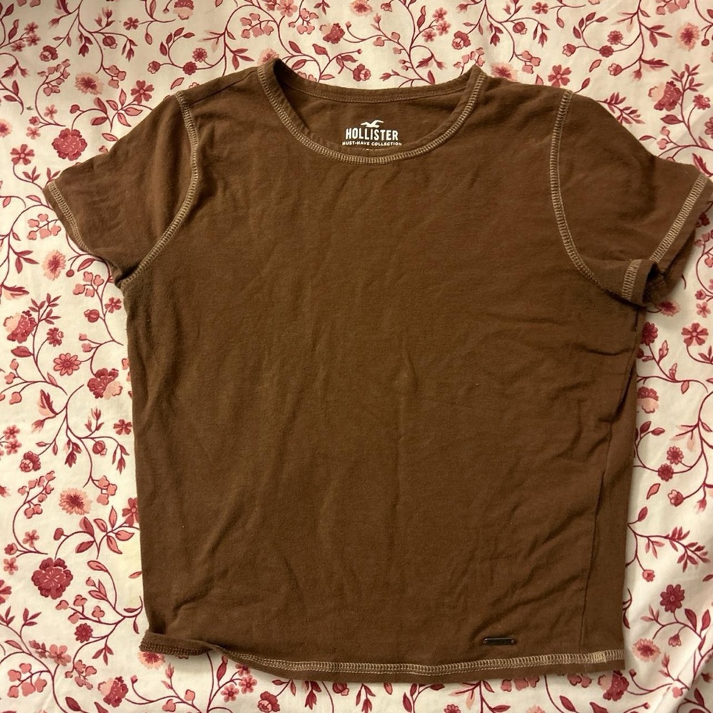 Hollister brown baby tee